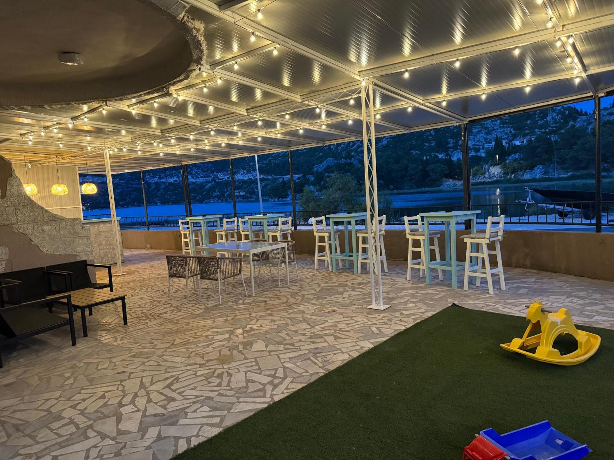 Rooms Salvia Плоче Екстер'єр фото